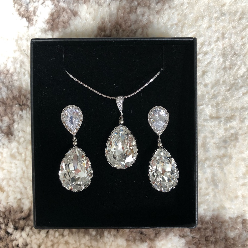 Crystal Earring and Necklace Set